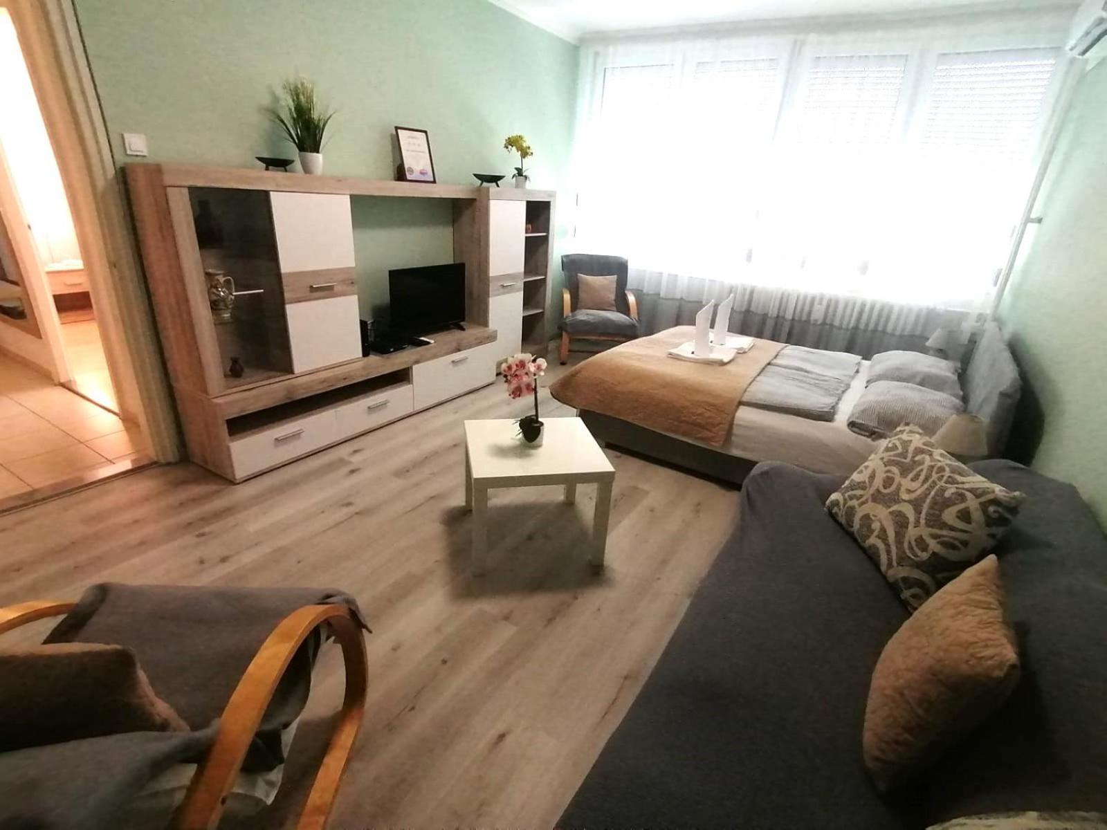 Sweet Dreams Apartman Mestecǎneşti Exterior foto